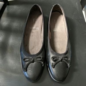 Aerosoles Stitch n' turn shoes